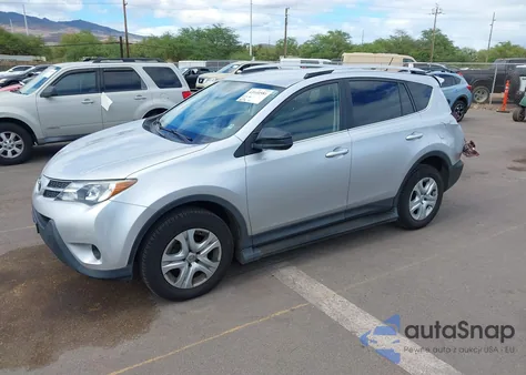 2015 Toyota Rav4 Le из США, поврежденный, VIN JTMZFREV7FD049602